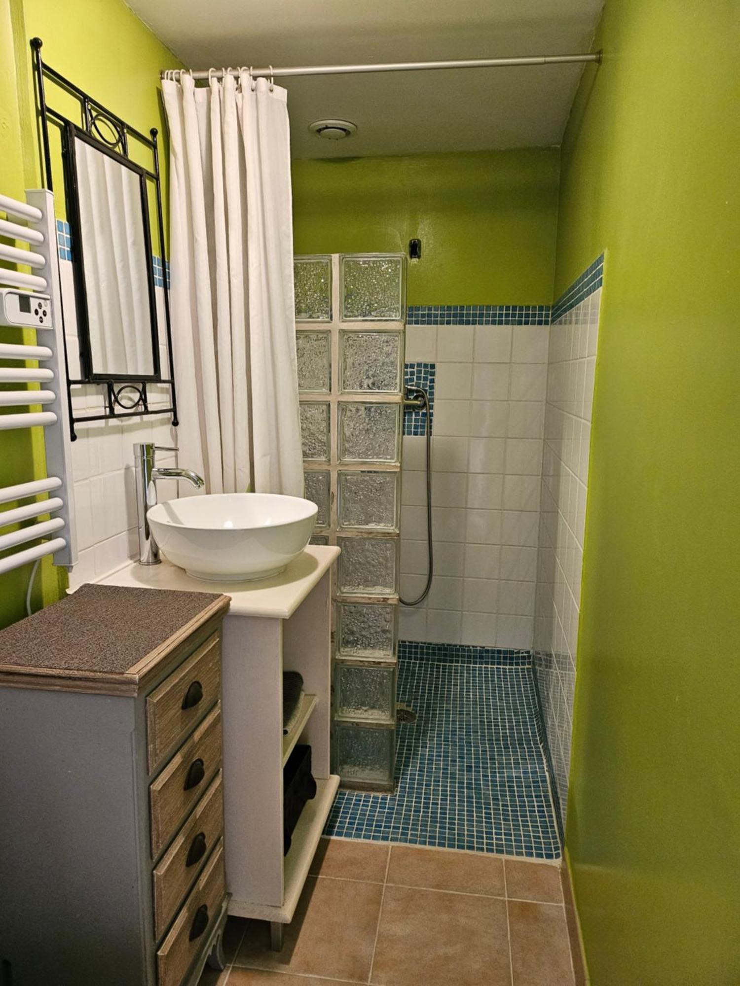 Gite 135 C Sarrians Extérieur photo
